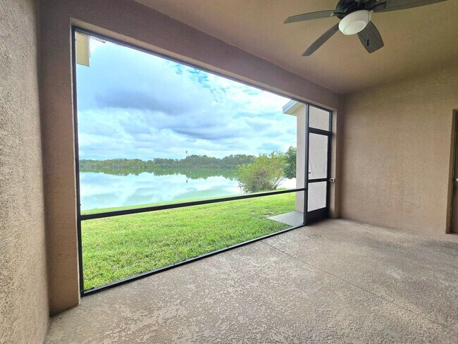 Building Photo - Waterfront home for RENT! 4 bed/2.5 bath