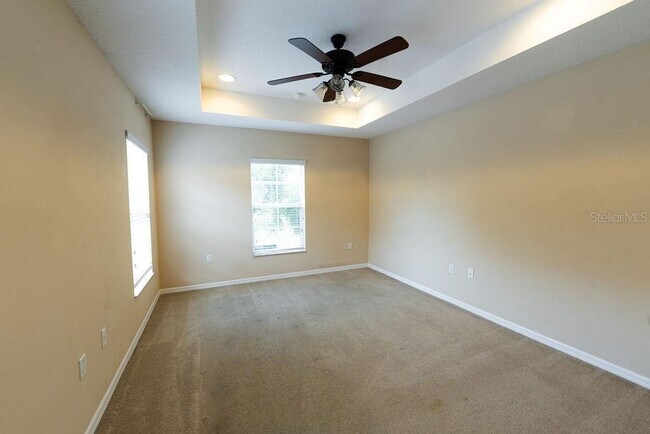 Building Photo - 10332 Fallsgrove St
