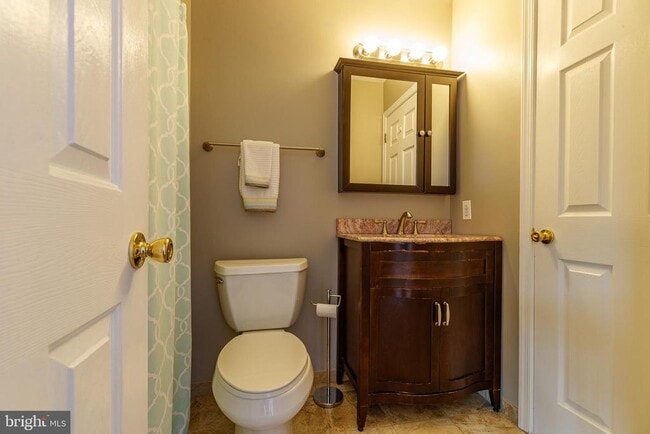 Building Photo - 837 Purple Martin Ct