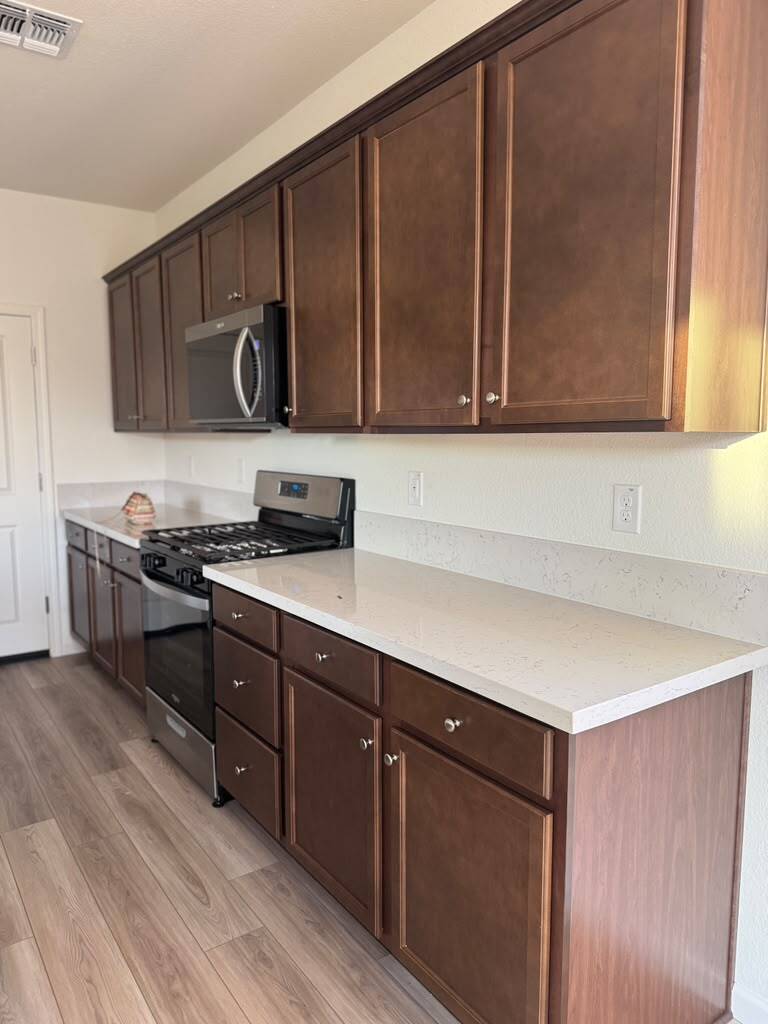 Building Photo - 434 Miramar Dr