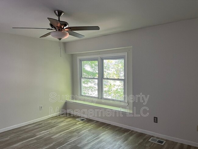 Building Photo - 156 Baron Ln