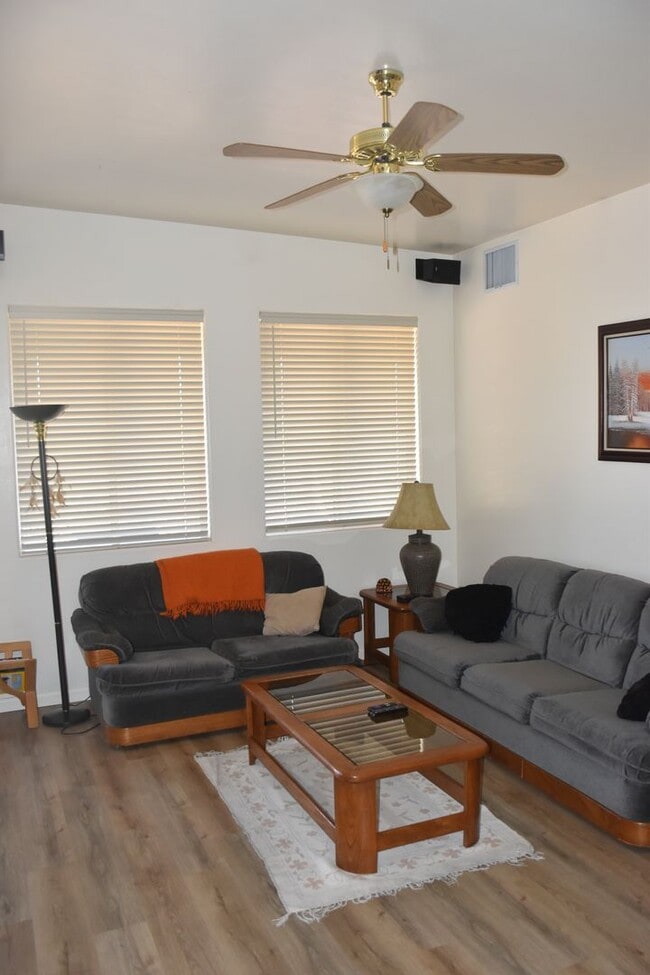 Building Photo - Furnished 3 Bedroom Home in Foothills with...