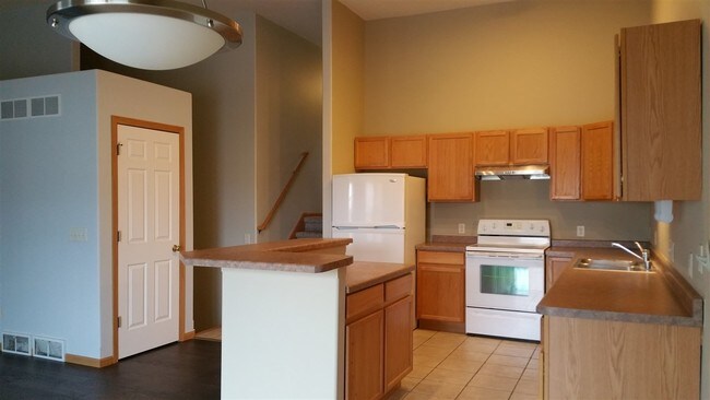 Building Photo - 8035 Starr Grass Dr