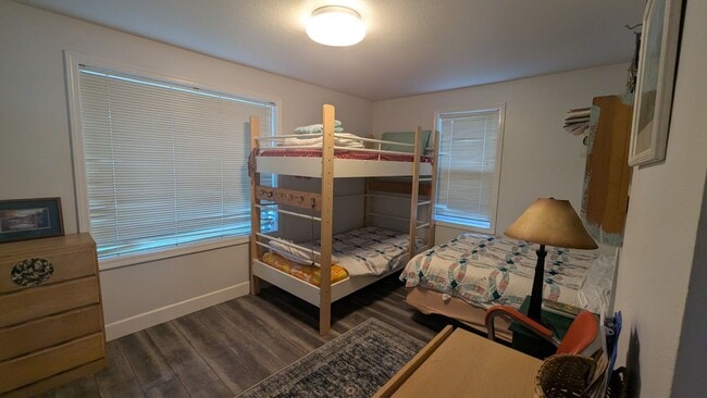 Building Photo - Our Western-Coastal Shabby Chic house Avai...