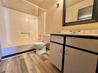 Building Photo - 1480 Tamareno Cir