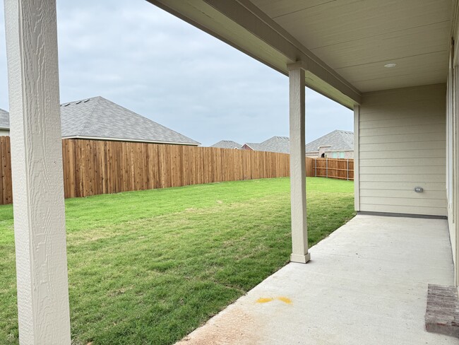 Building Photo - 500 Ml Trce Wy