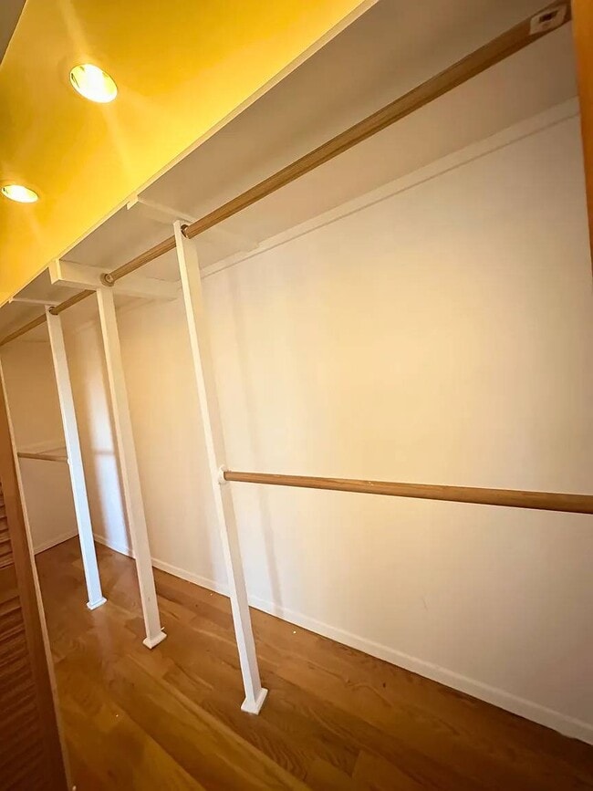 Building Photo - 134-52 175th St