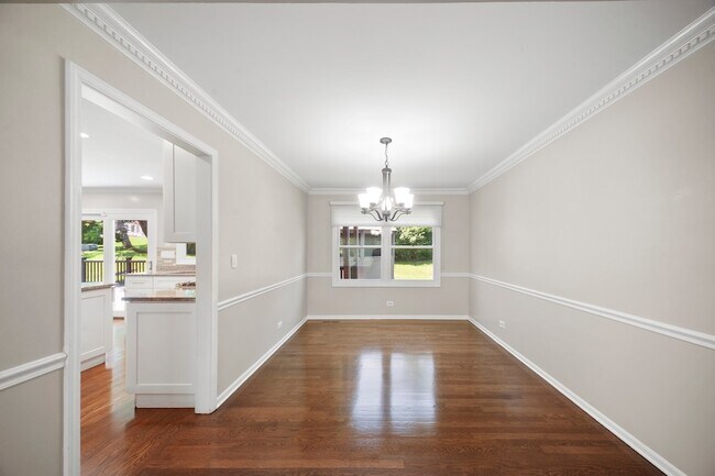 Building Photo - 310 Chesterfield Ln
