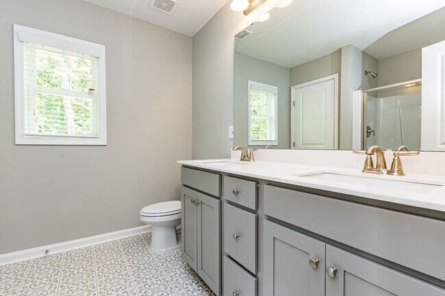 Building Photo - 3 br, 2.5 bath House - 141 Sandpiper Street