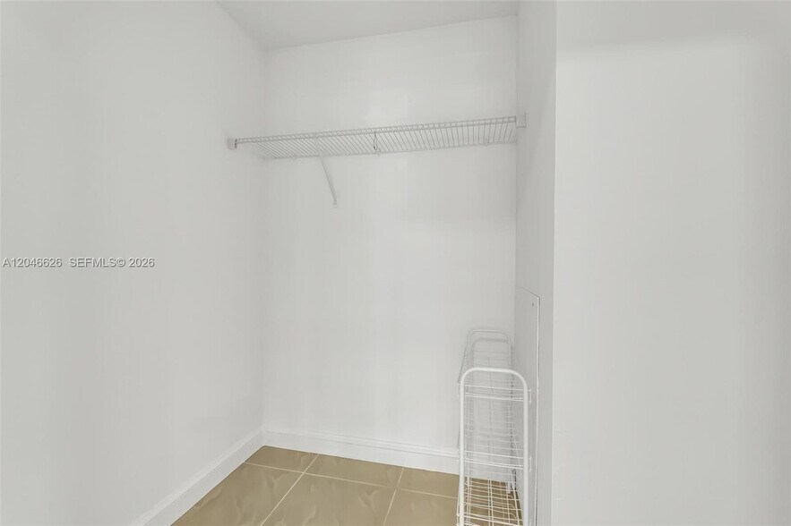 Building Photo - 15560 SW 104th Ter