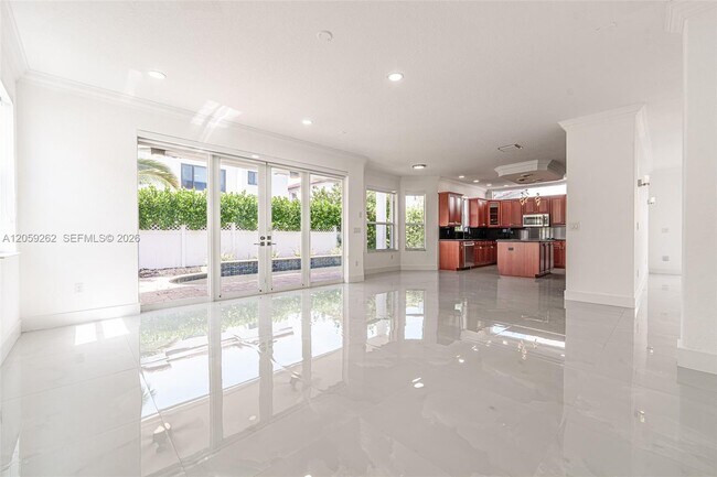 Building Photo - 15699 SW 54th Ct