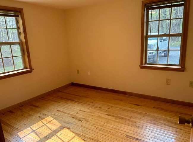 Building Photo - 59 Riggs Dr