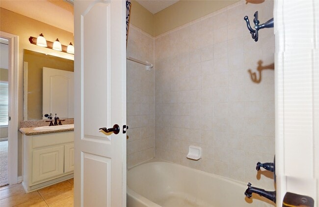 Building Photo - 8538 Sunrise Meadow Ln