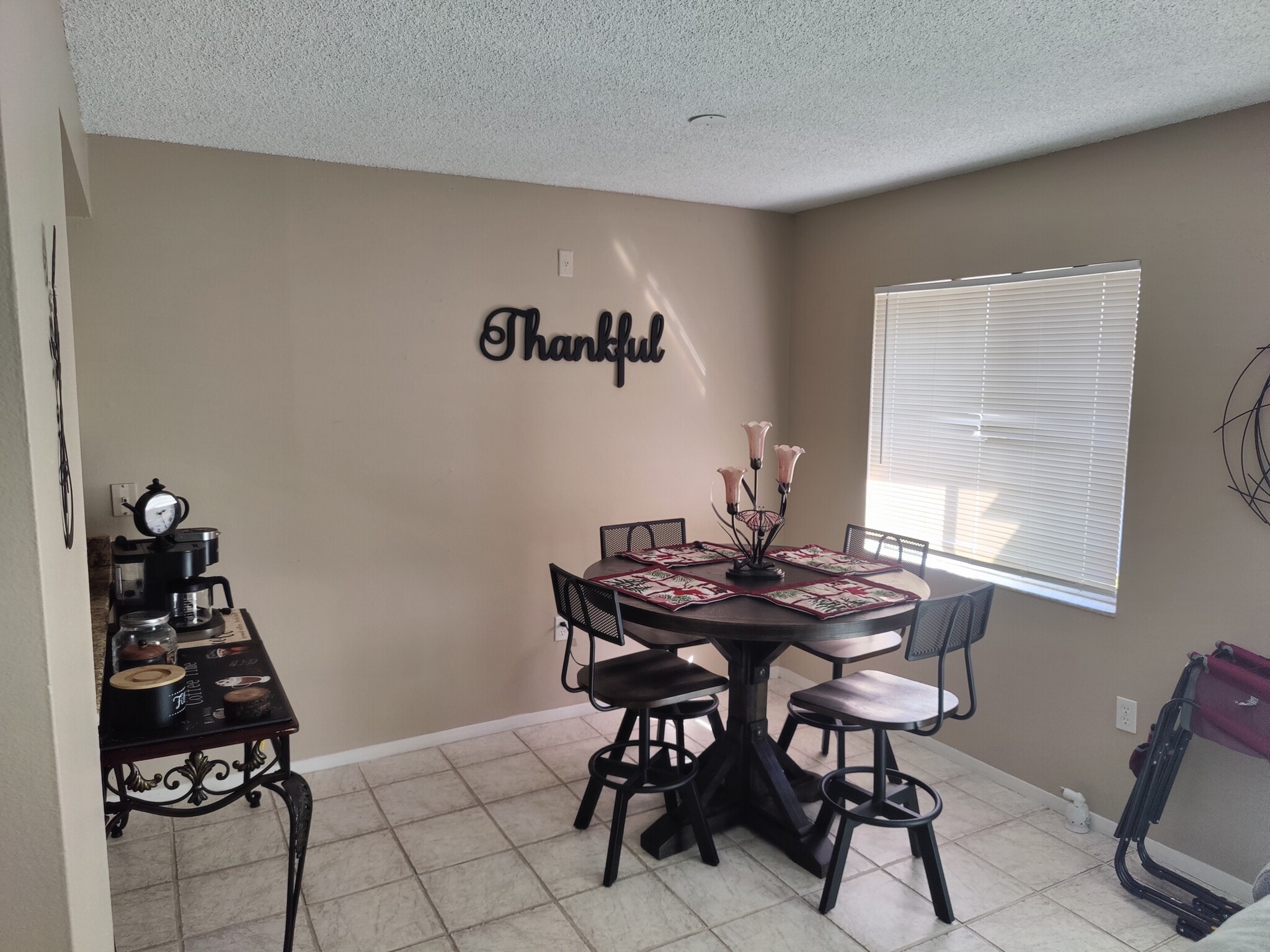 Building Photo - 2628 Hidden Lake Dr N