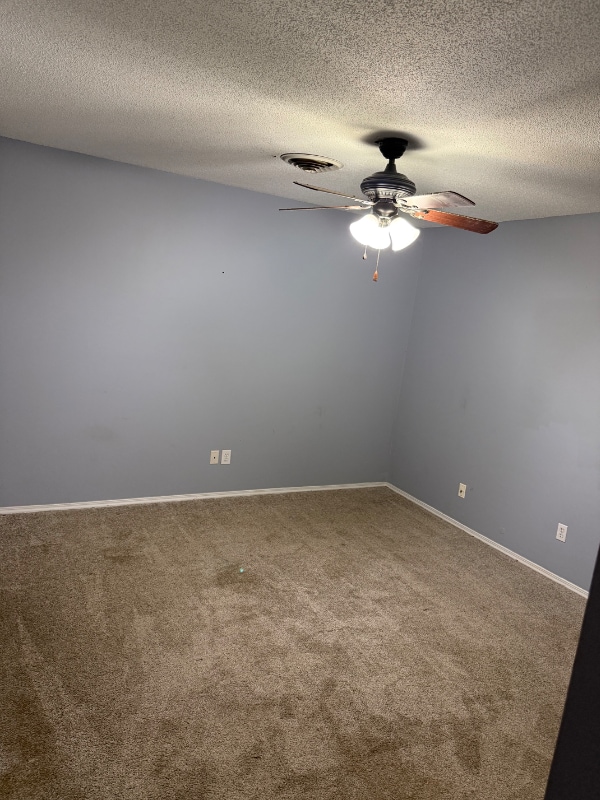 Building Photo - 720 Coventry Ln