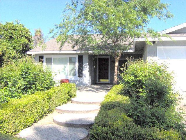 Building Photo - 144 Farnham Ct