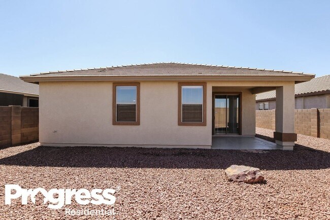 Building Photo - 15558 W Laurel Ln