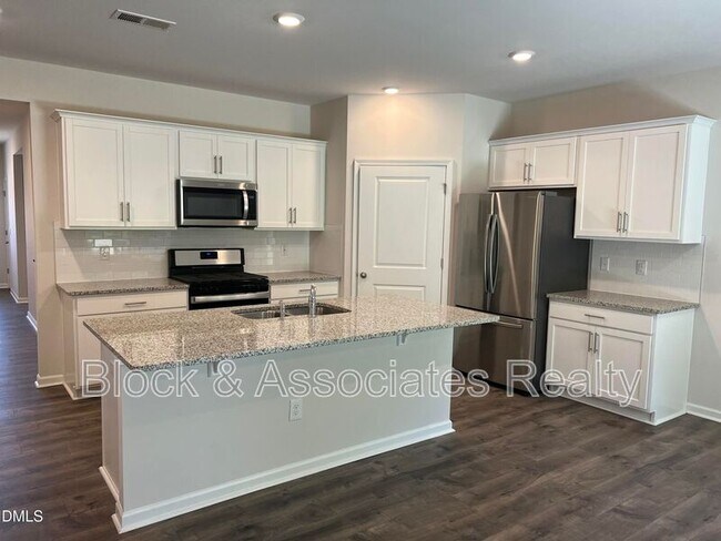 Building Photo - 51 Blue Aspen Dr