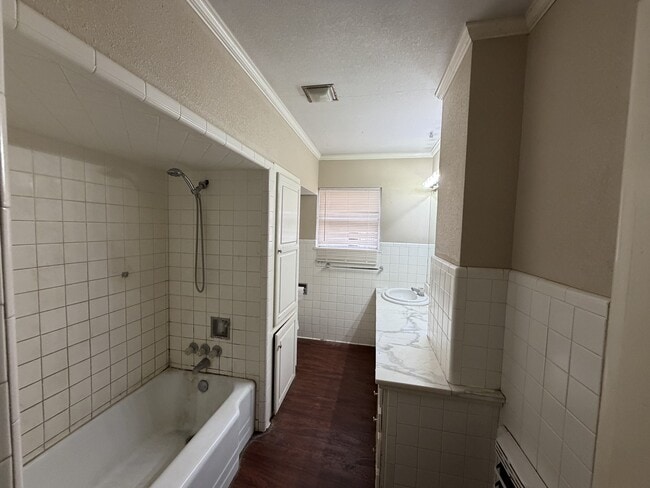 Building Photo - 3604 24th St