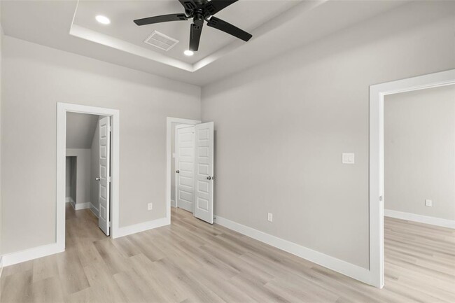 Building Photo - 3111 Shelby Cir