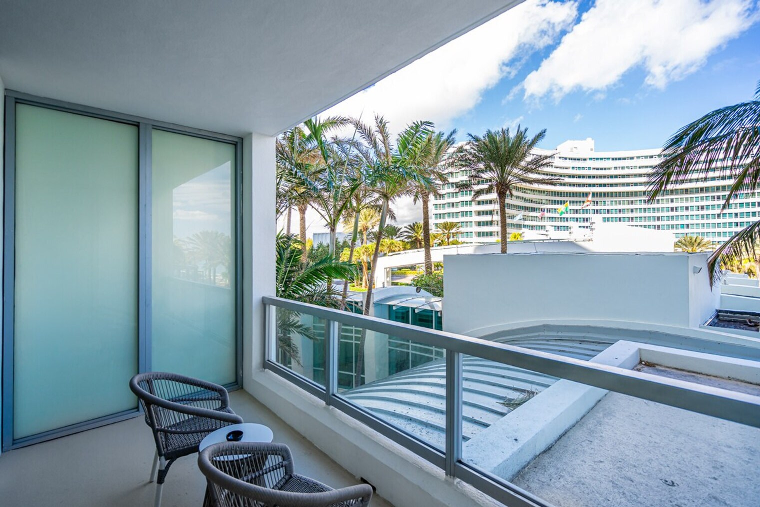 Building Photo - 4441 Collins Ave