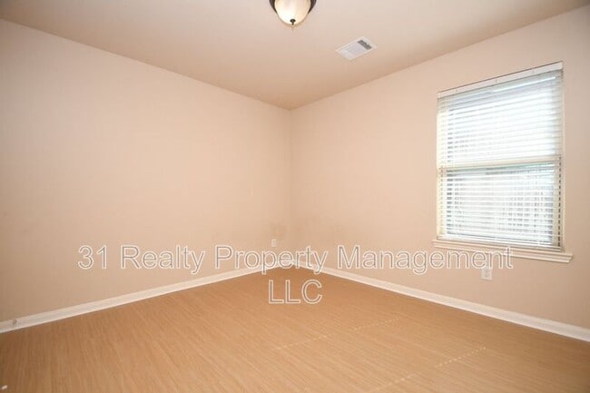 Building Photo - 10015 Bitternut Hickory Ln