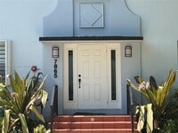 Building Photo - 7865 SW 57th Ave