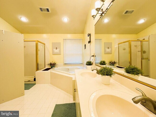 Building Photo - 2179 Wolftrap Ct