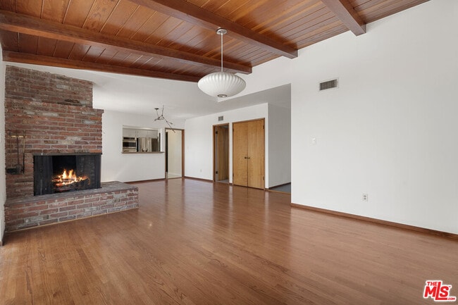 Building Photo - 5010 Eaton St