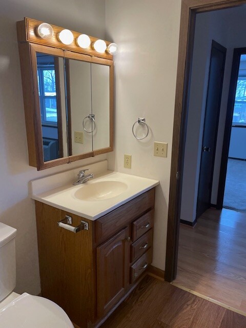 Building Photo - 1400-1402 W Jefferson St