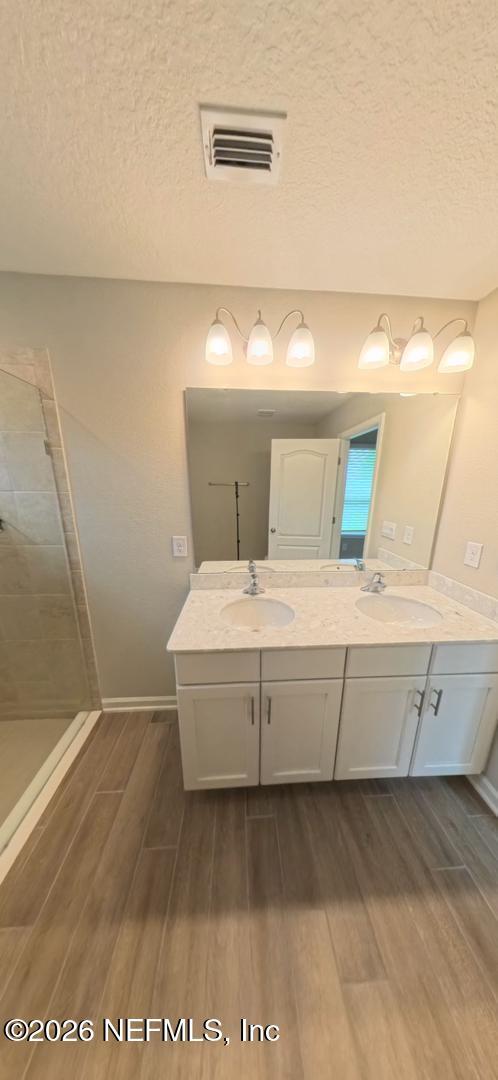 Building Photo - 70409 Winding River Dr