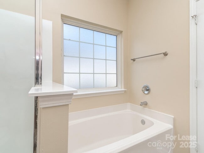 Building Photo - 6213 Derryfield Dr