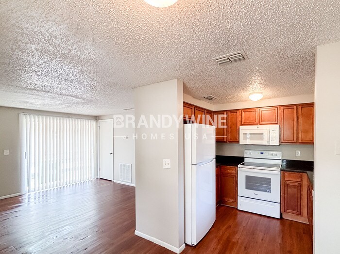 Building Photo - 7308 S Kissimmee St