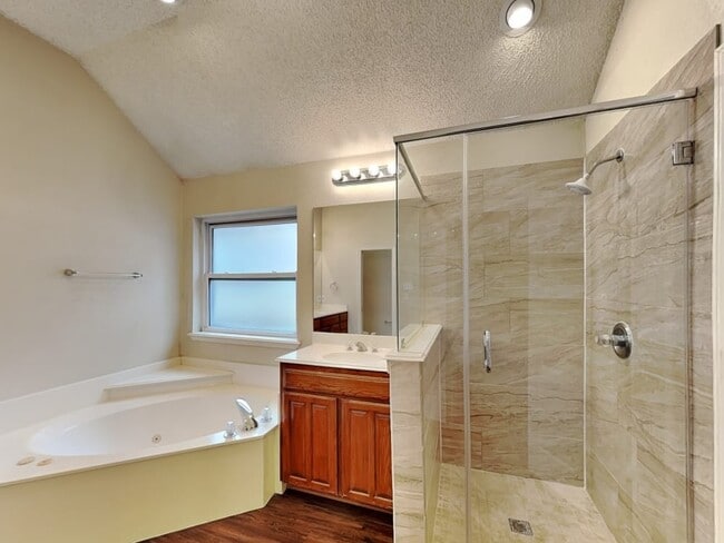 Building Photo - 6937 Meandering Creek Ln