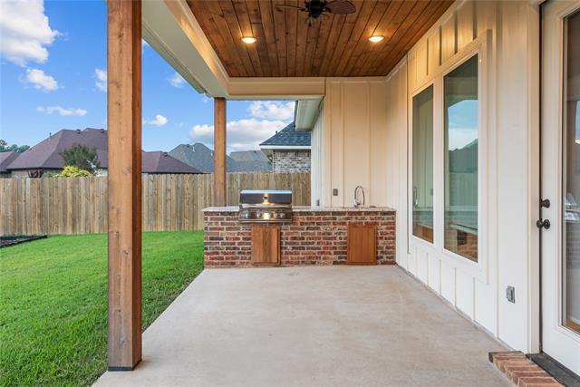 Building Photo - 24 Turtle Creek Dr
