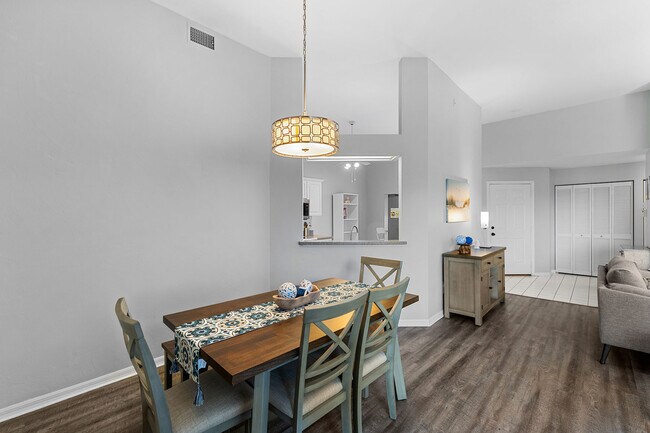 Building Photo - 2651 Citrus Lake Dr