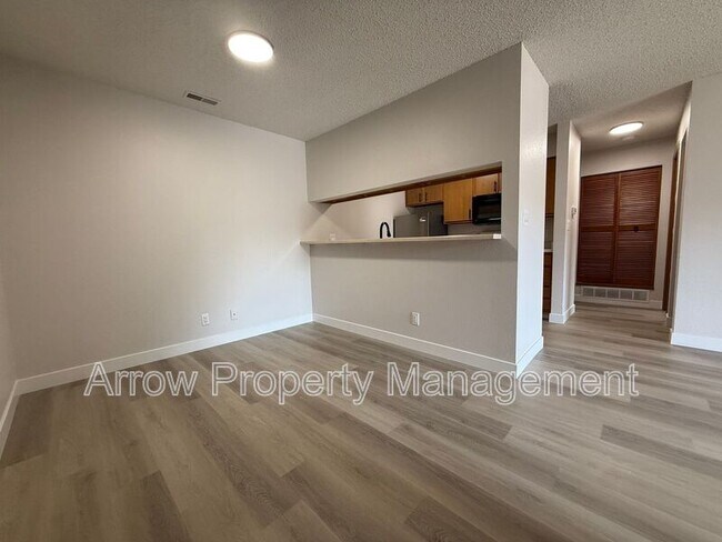Building Photo - 2354 N 44th St