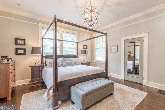 Building Photo - 1878 Cambridge Ave