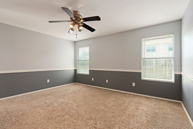 Building Photo - 4908 Meadow Trails Dr