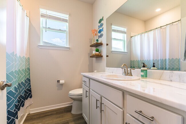 Building Photo - Available April 2026 - Turn Key Furnished 3 Bed, 2 Bath Home in Star Farms - MUST BE SEEN!