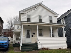 Building Photo - 88 E 5th St