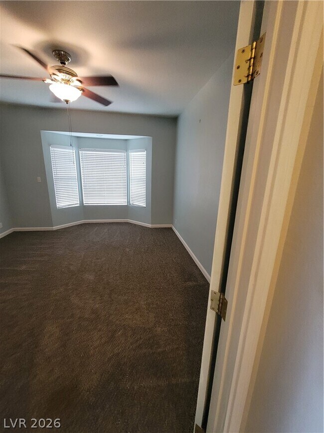 Building Photo - 1951 Jim Haworth