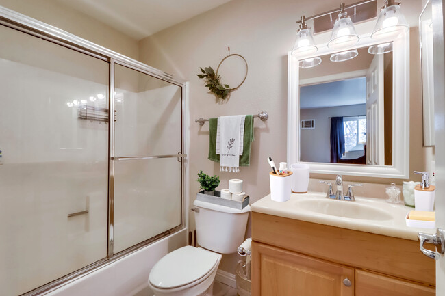 Freshen up in the lavish bath & large, walk-in shower w/ all the bathroom essentials - 524 Telegraph Canyon Rd