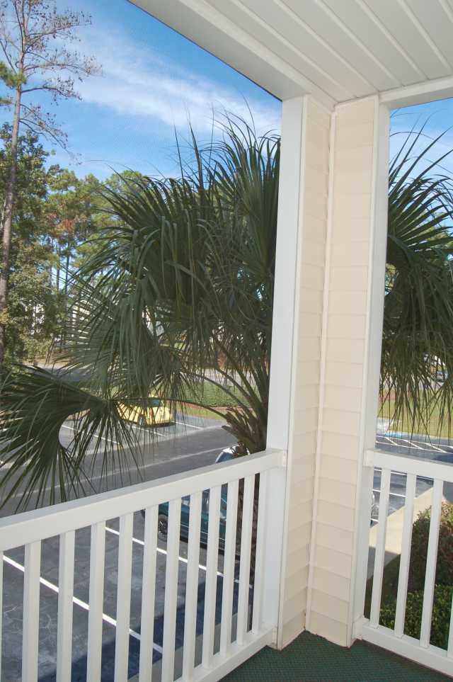 Building Photo - 500 River Oaks Dr