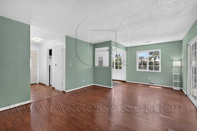 Building Photo - 3301 Muriel Dr