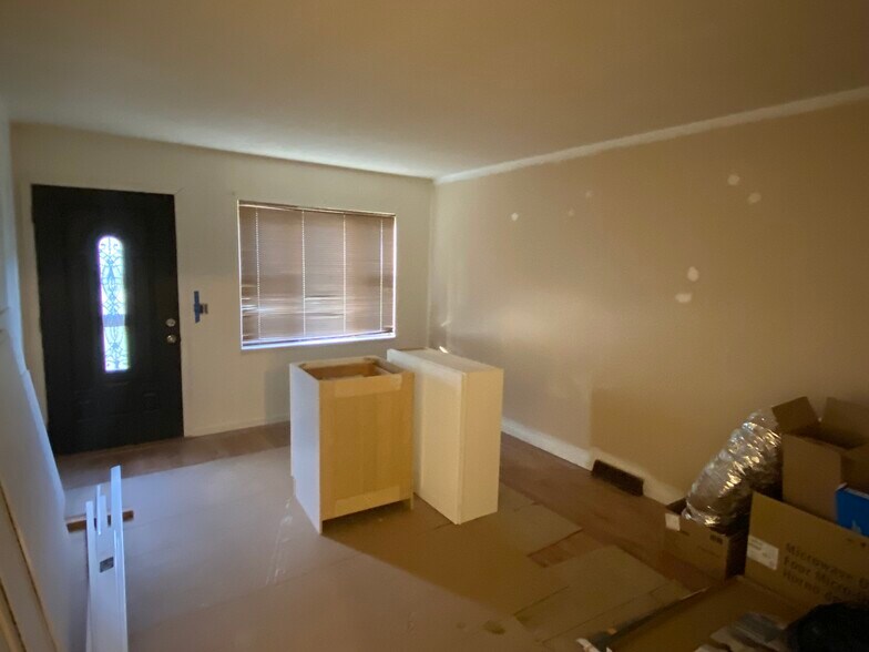 Living Room - 1416 E 35th St