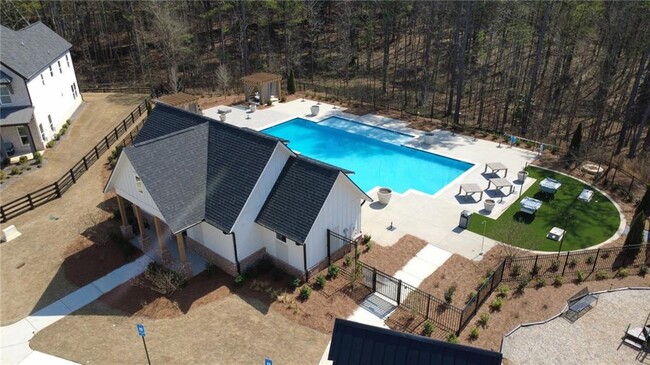 Building Photo - 1997 Freestone Wy