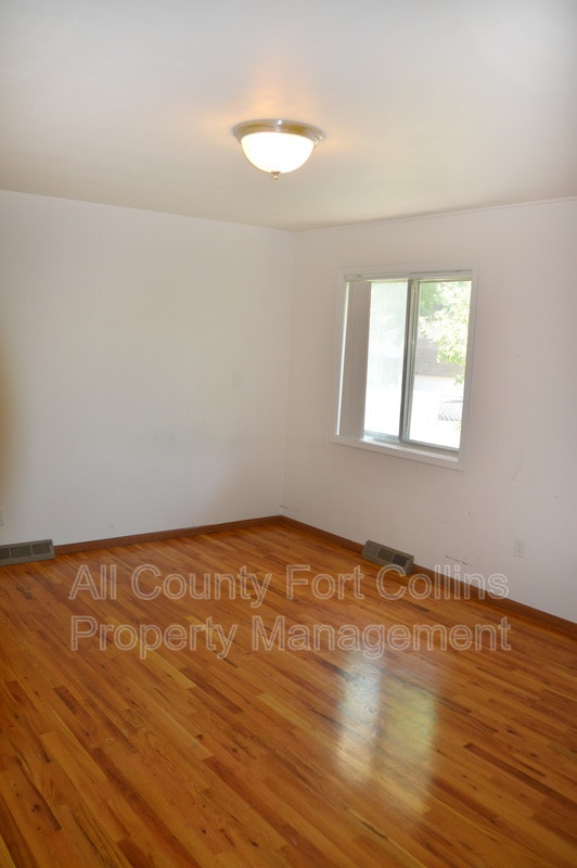 Building Photo - 1208 Baker St