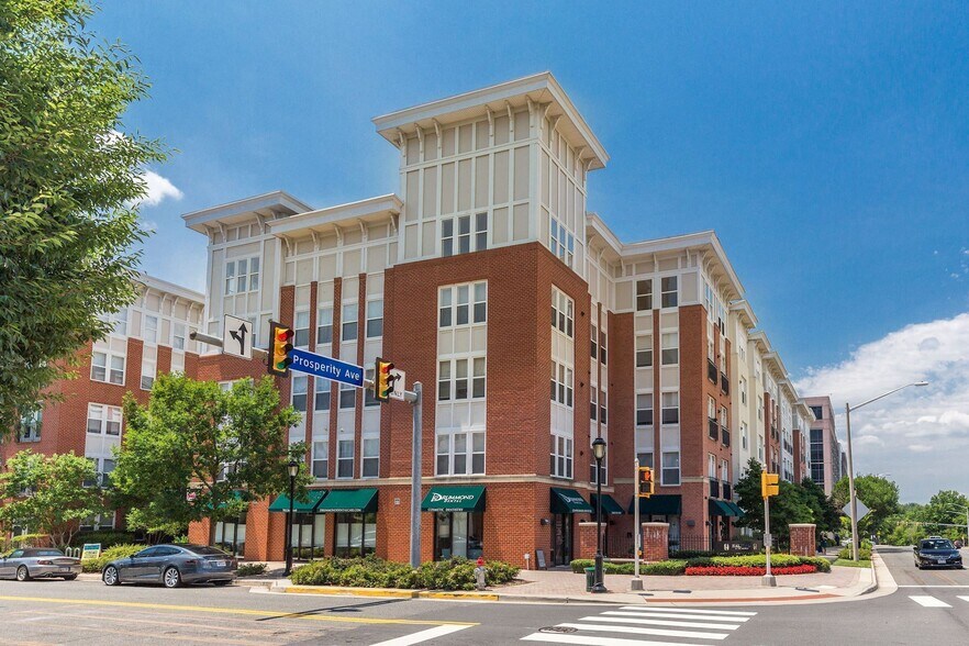 Building Photo - 2665 Prosperity Ave