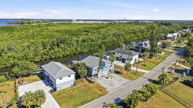 Building Photo - 3303 W Shell Point Rd